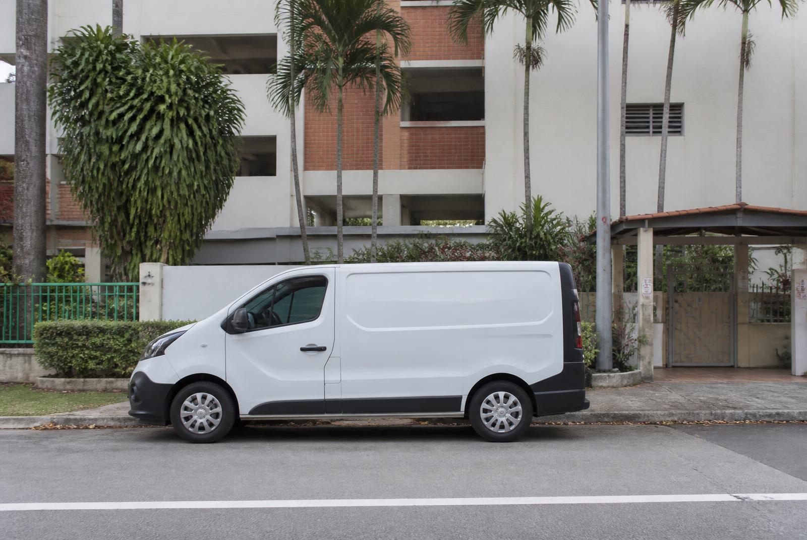 Unmarked service van · Bishan